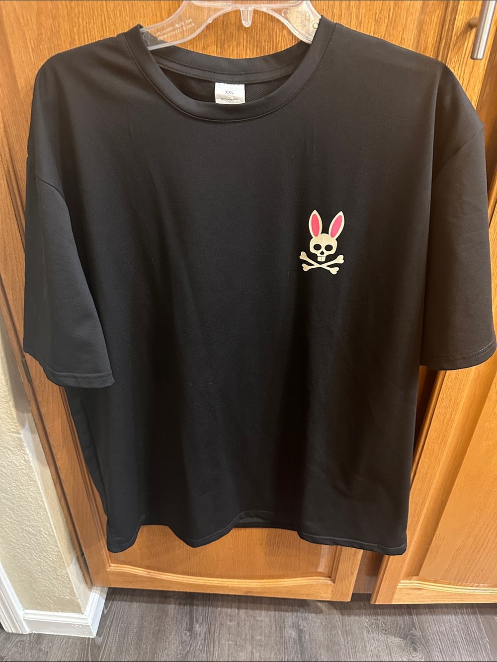 Black Men's Short-Sleeve Tee with Pink-Eared Bunny Skull XXL